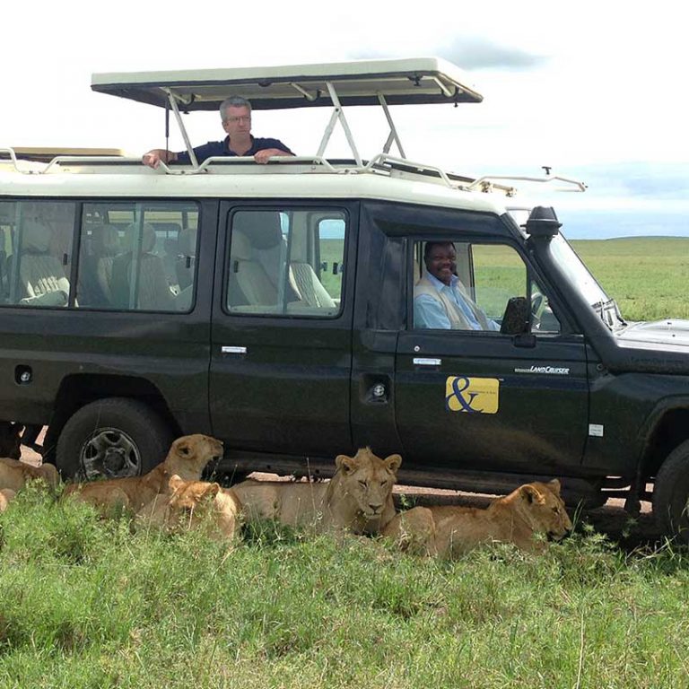 Small Group Tour. Tanzania. Kilimanjaro, Serengeti, Zanzibar