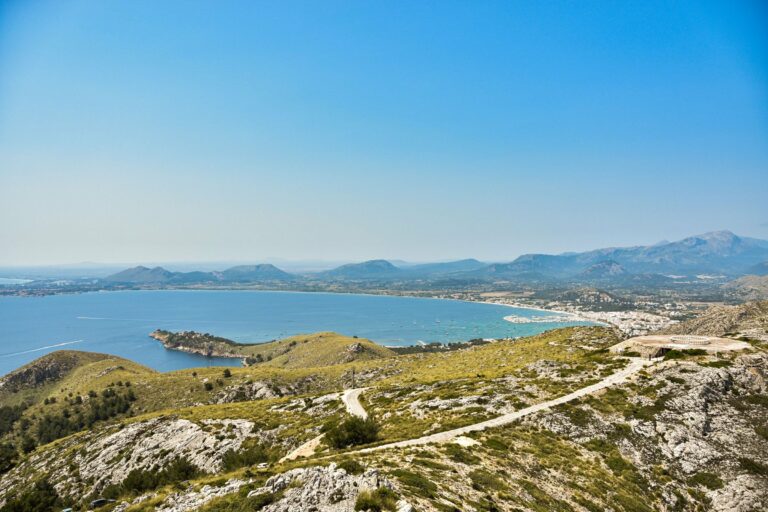 Alcúdia Bay and the mountains of Mallorca