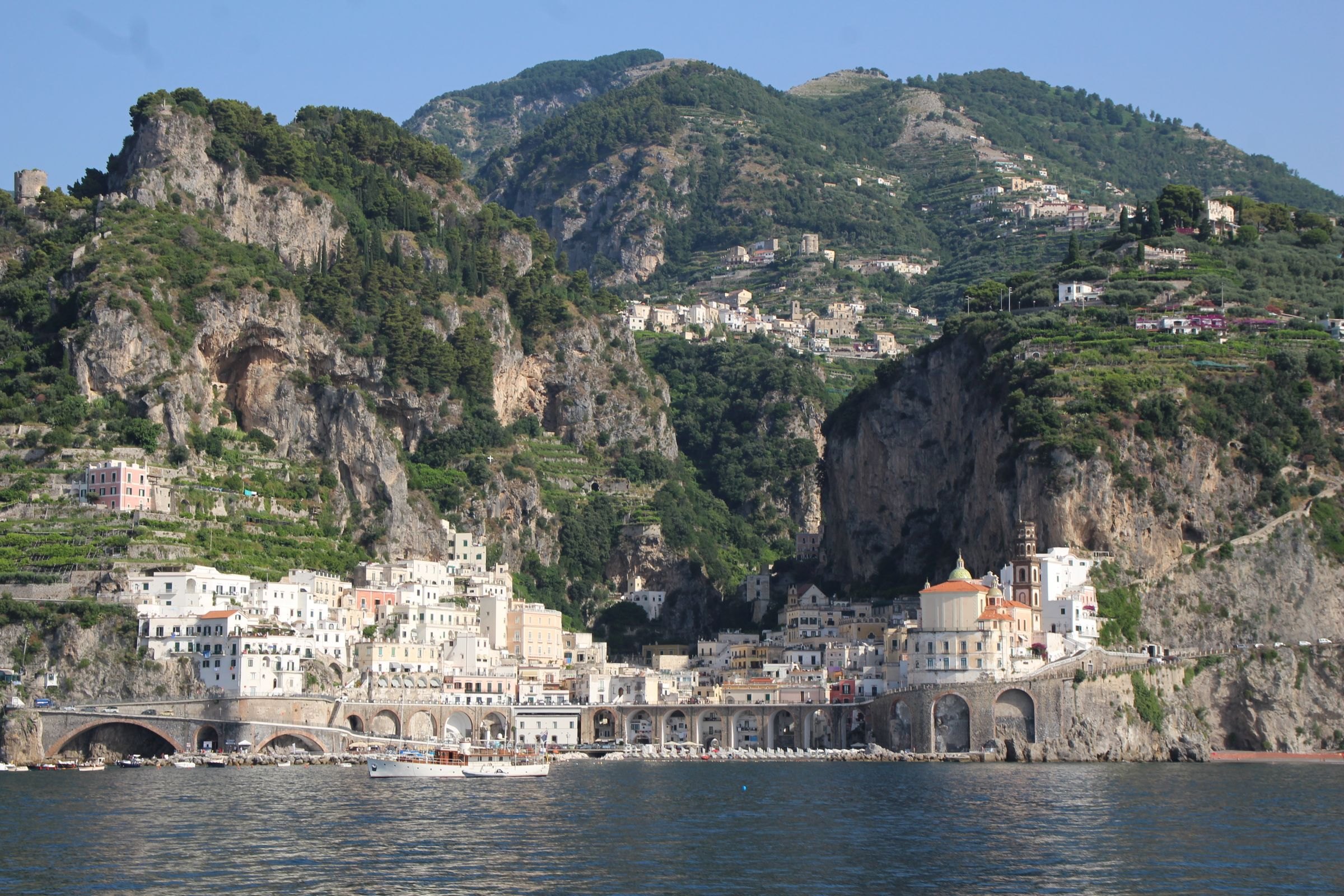 Amalfi between its cliffs