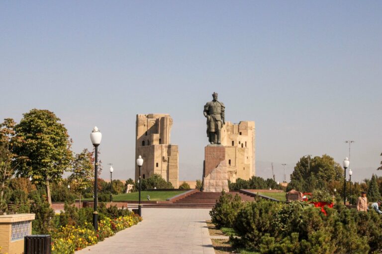 The statue of Amir Timur in Shakhrisabz