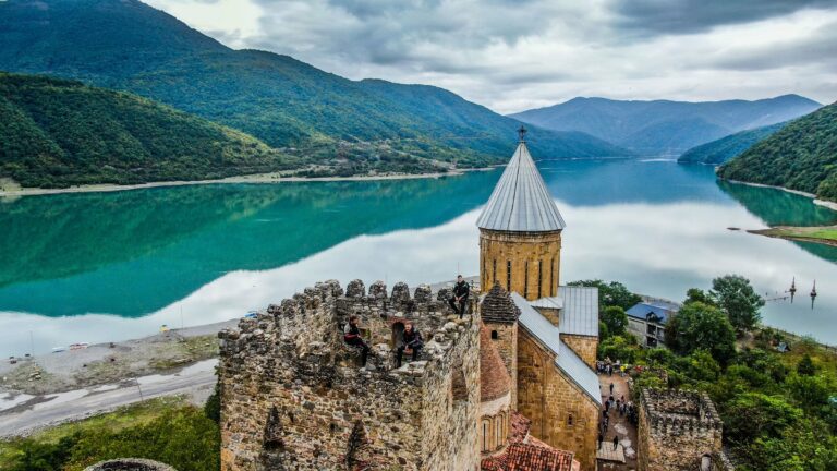 Ananuri Fortress by its lake