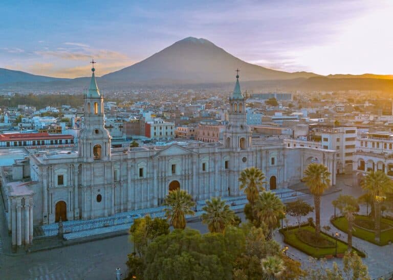 Arequipa's cathedral with El Misti volcano