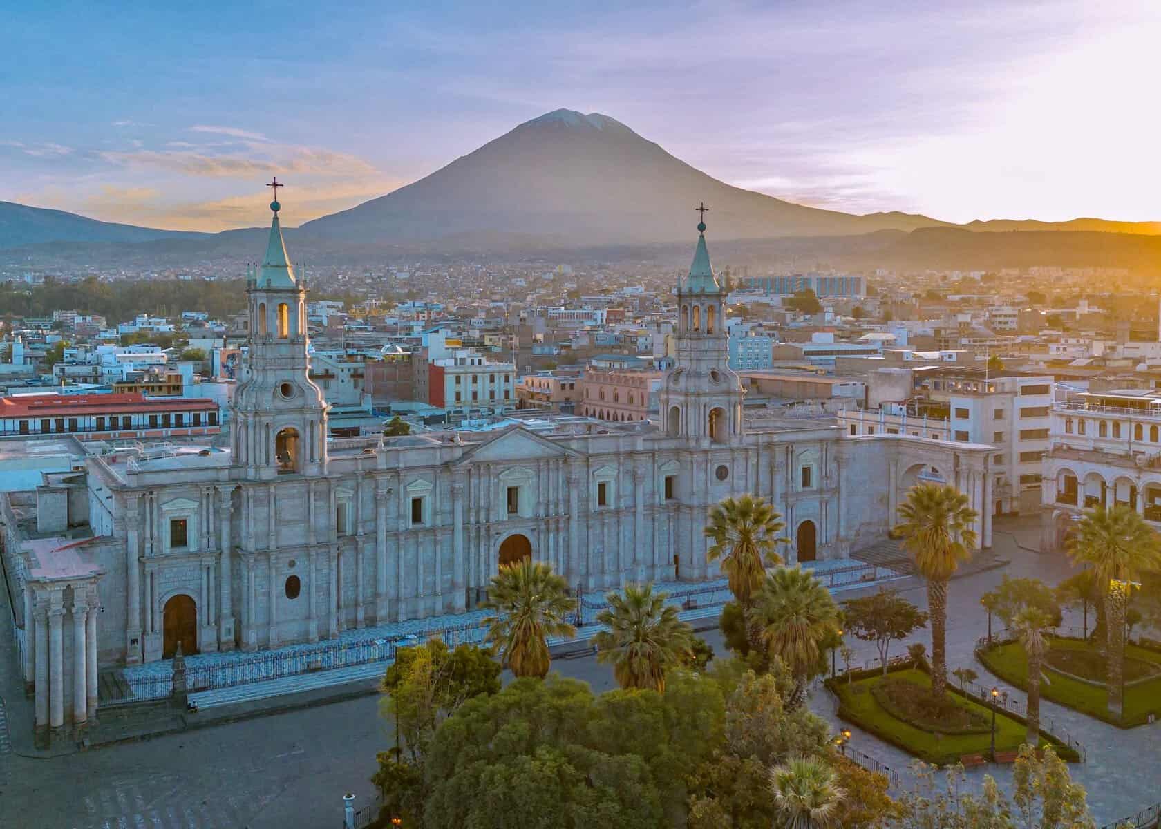 Arequipa's cathedral with El Misti volcano