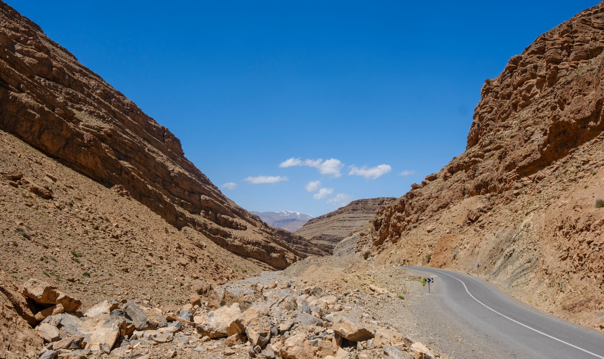 A road winding through rocky Moroccan mountains