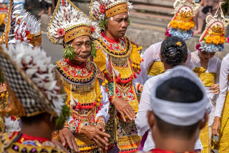 Dancers in traditional Balinese costume