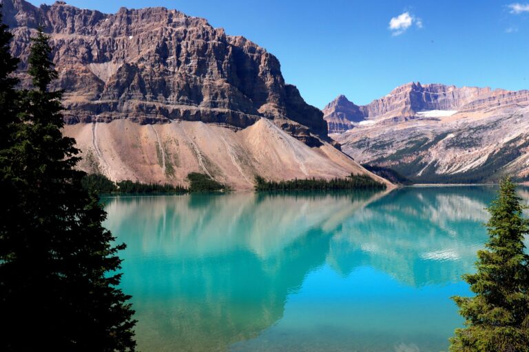 Bow Lake on the Icefields Parkway