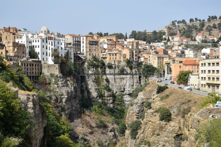 Constantine above its gorge