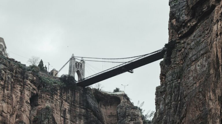 The suspension bridge over the gorge in Constantine