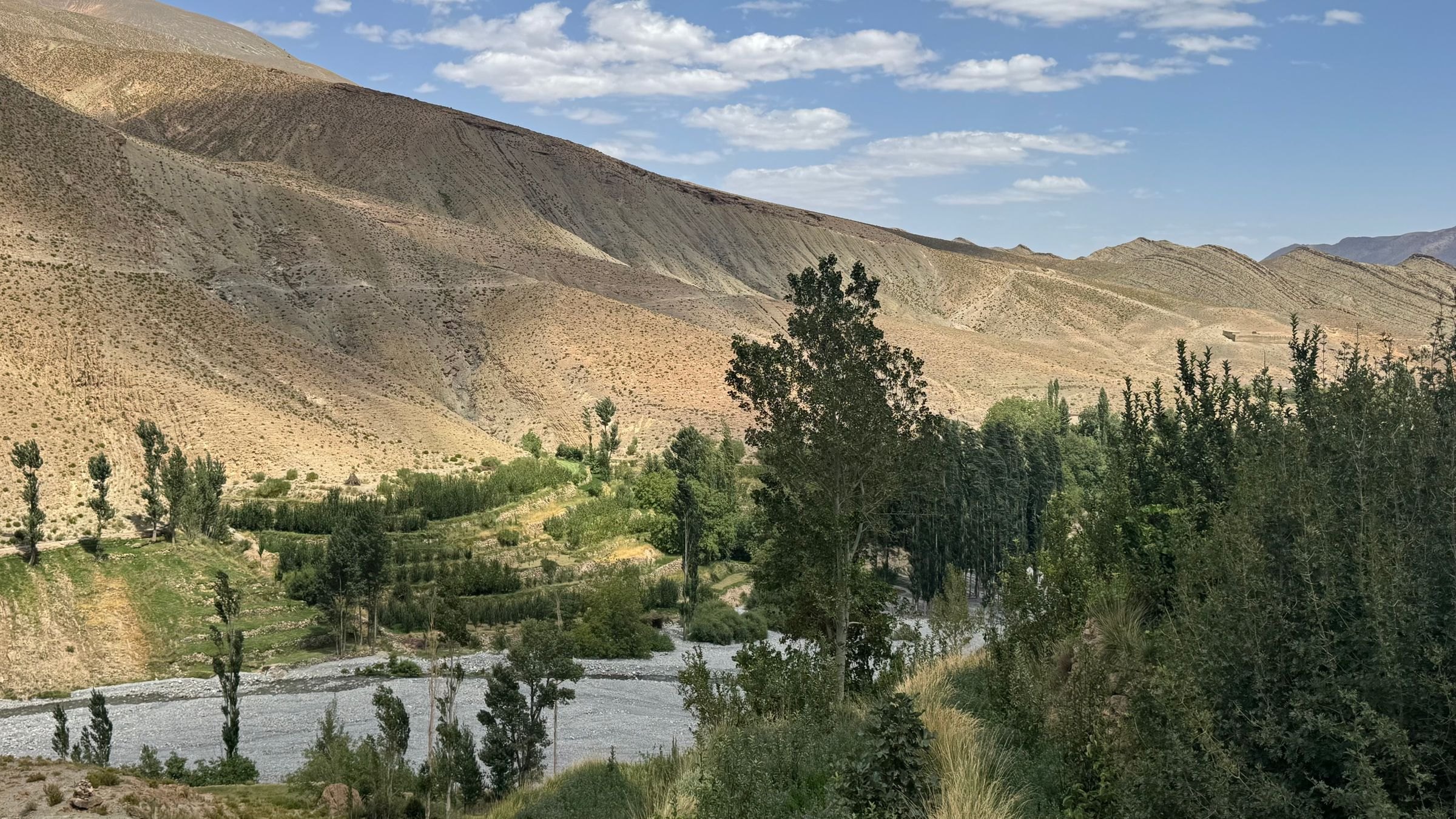 Mountains and greenery in the Dadès valley