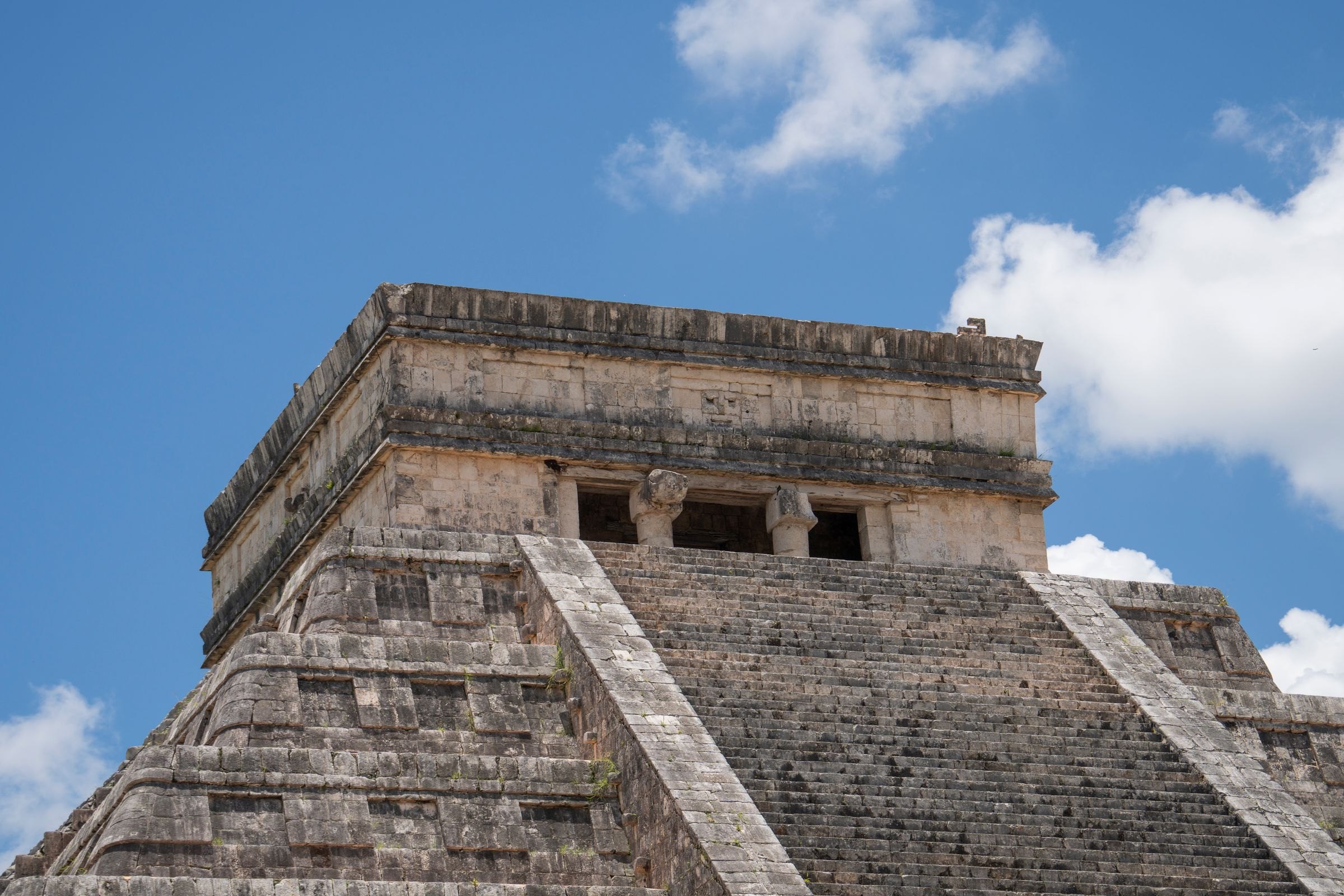 El Castillo pyramid at Chichén Itzá