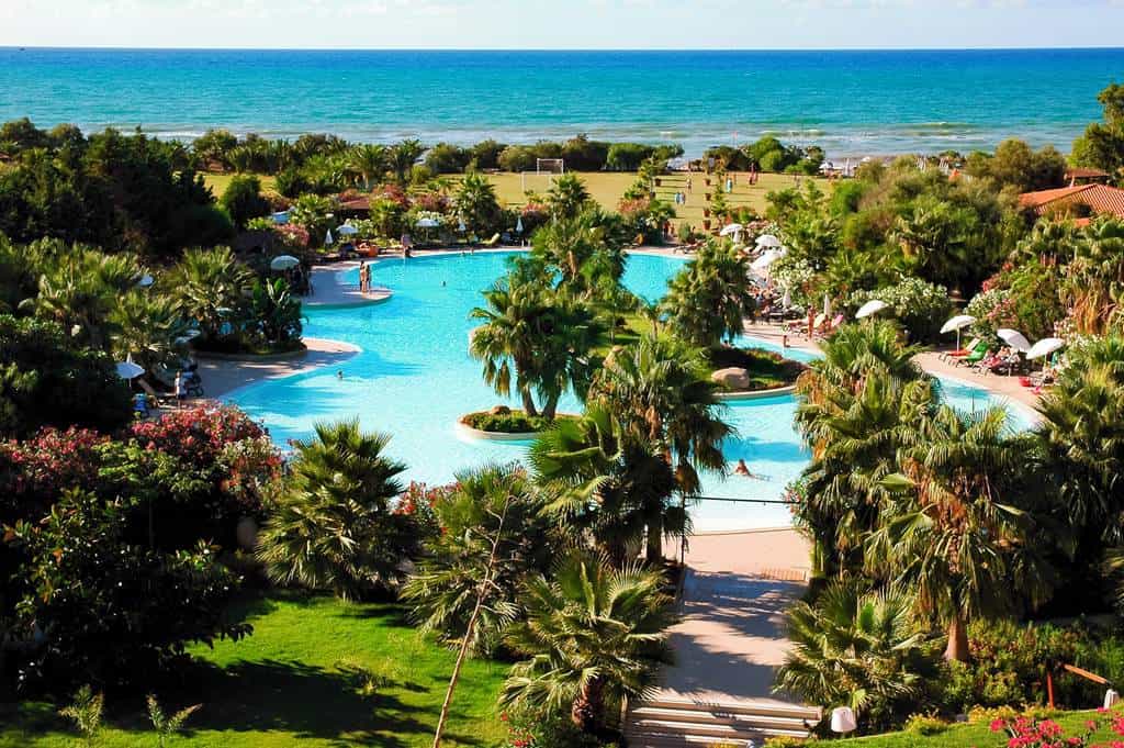 Acacia_Resort