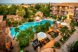 Achtis Hotel