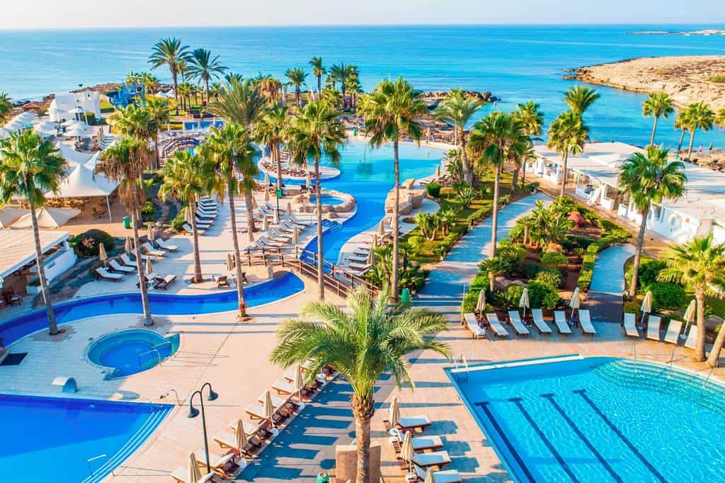 Adams_Beach_Hotel
