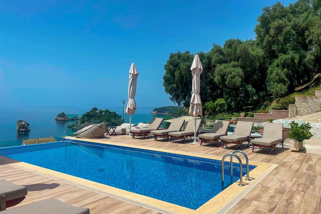 Agnanti_Resort