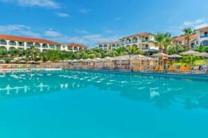 Akrathos Beach Hotel