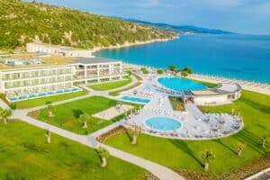 Ammoa Luxury Hotel & Spa Resort