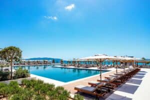 Anda Barut Collection