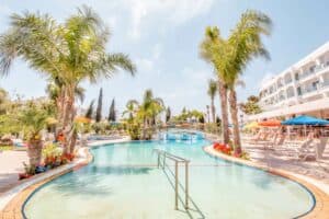 Anesis Hotel