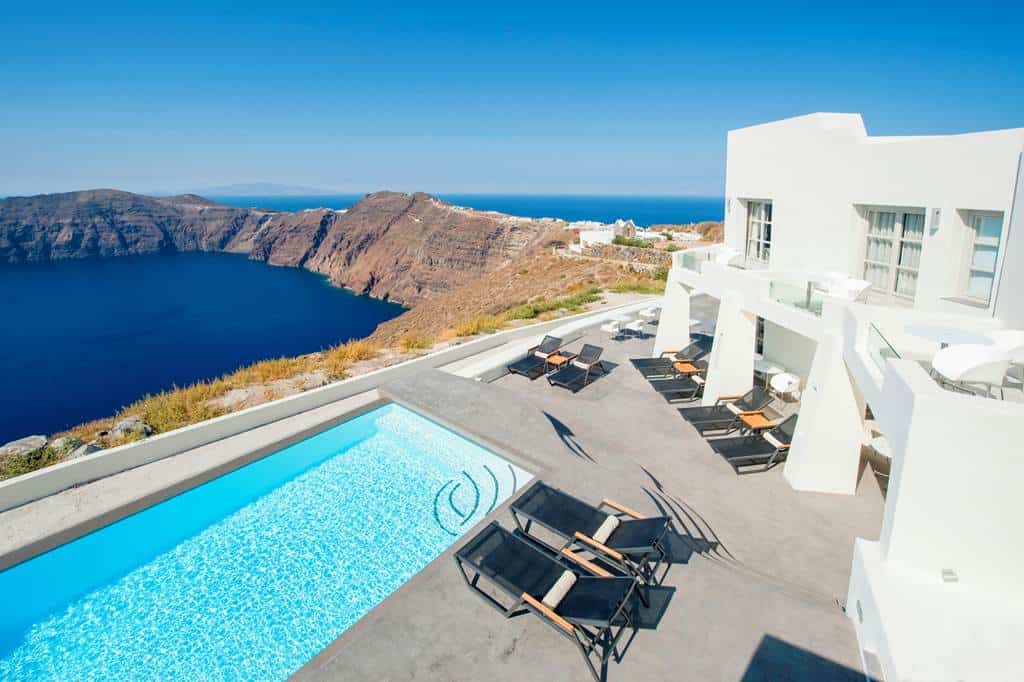 Avaton_Resort