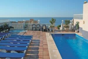 Avenida Hotel