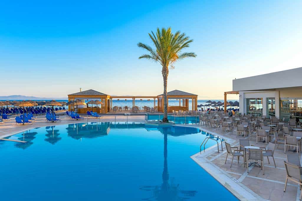 Avra_Beach_Hotel