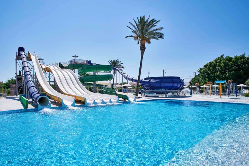 Blue_Bay_Resort