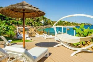 Calanica Hotel
