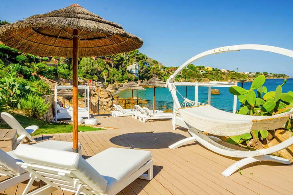 Calanica_Hotel
