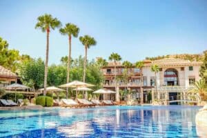 Columbia Beach Resort