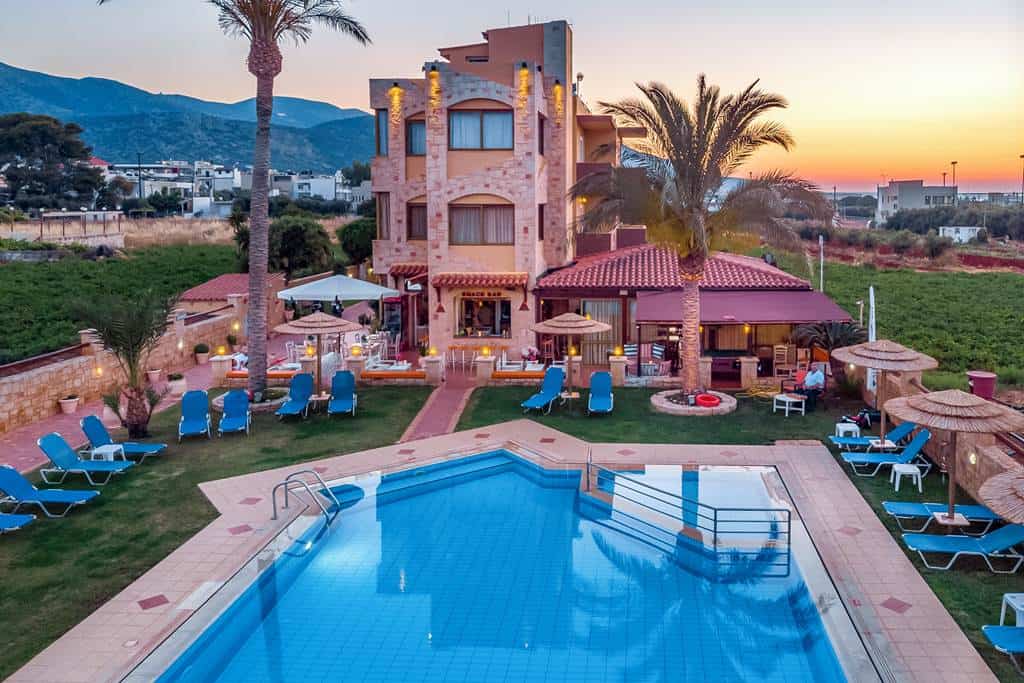 Danelis_Hotel