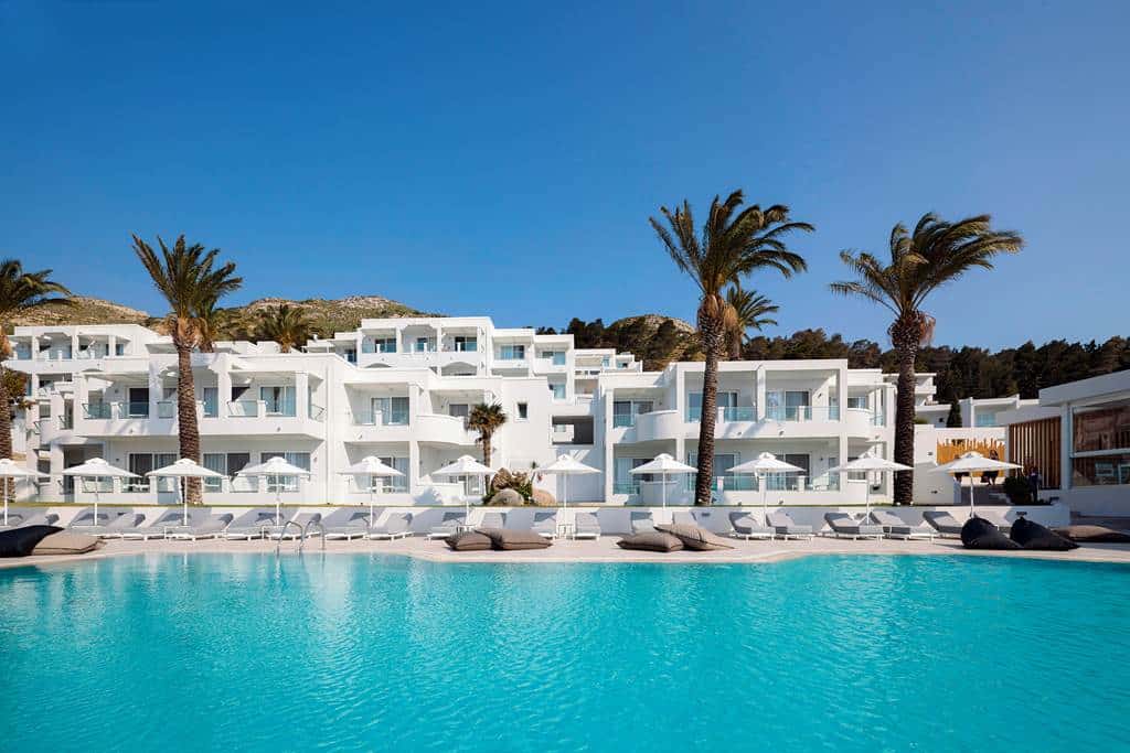 Dimitra_Beach_Hotel_&_Suites