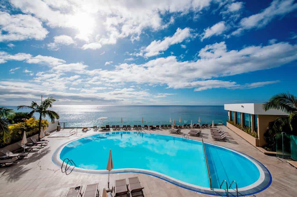 Duas_Torres_Hotel