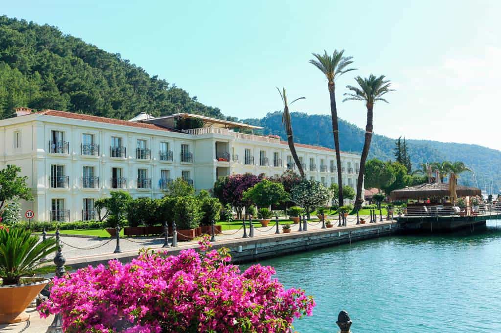 Ece_Saray_Marina_Resort