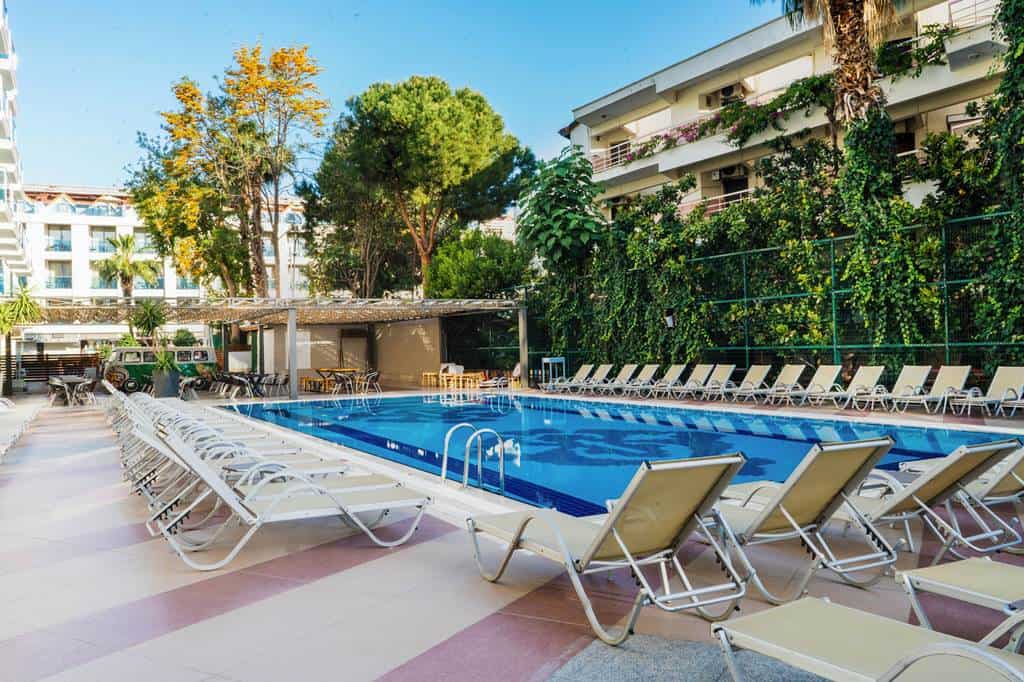 Emre_Beach_Hotel_&_Emre_Hotel