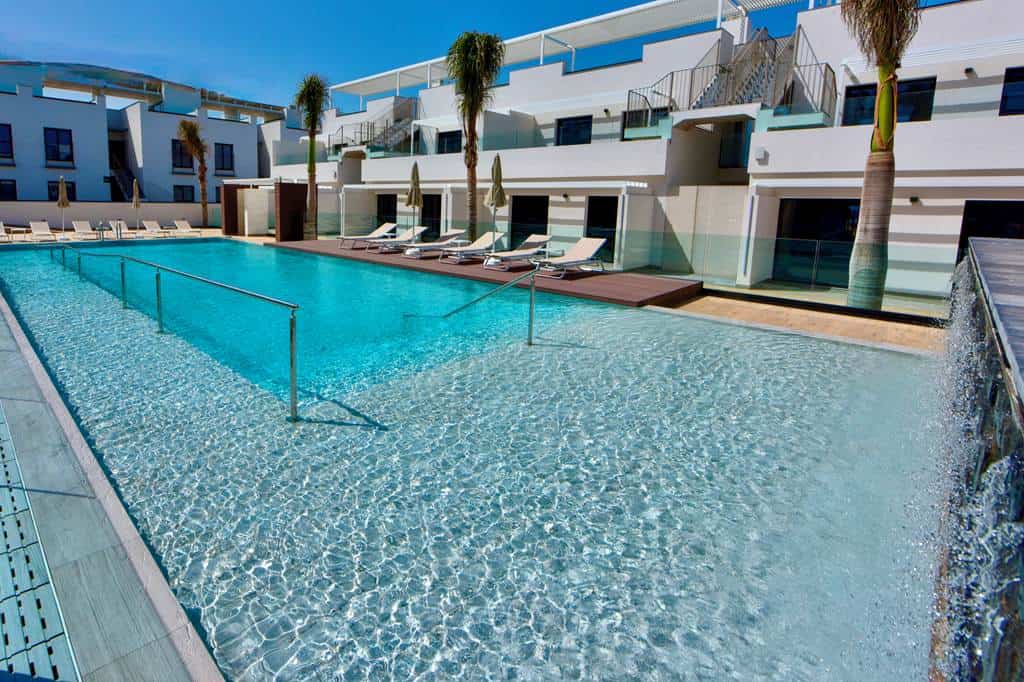Esmeralda_Cotillo_Homes_by_LIVVO