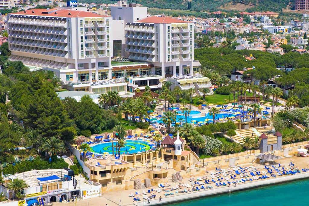 Fantasia_Hotel_Deluxe_Kusadasi