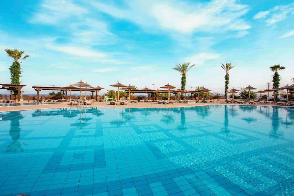 Grand_Blue_Beach_Hotel