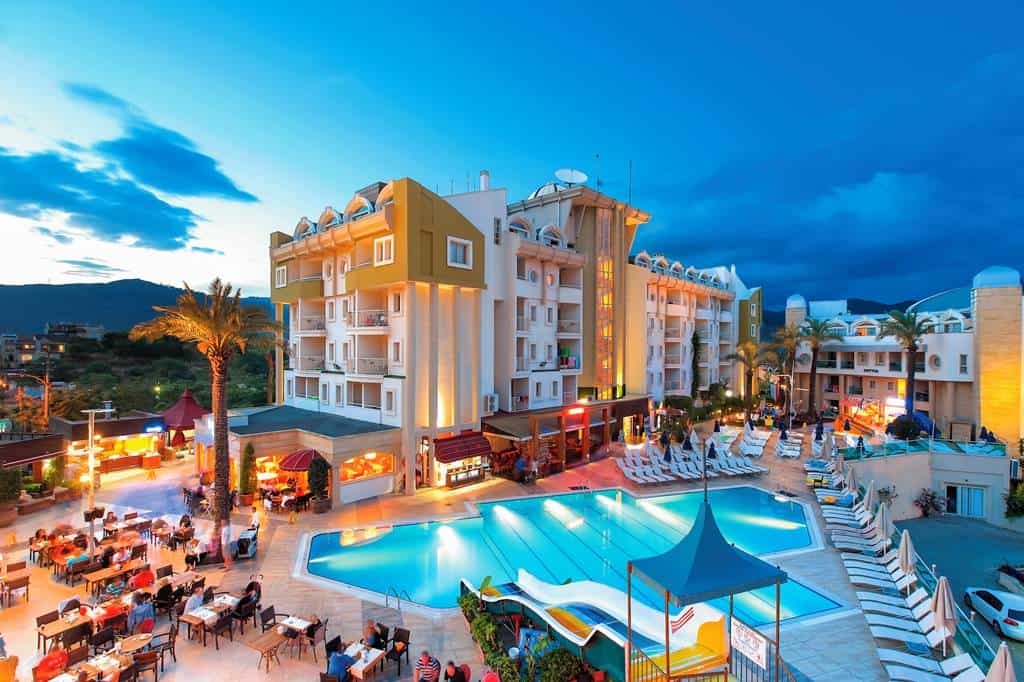 Grand_Cettia_Hotel