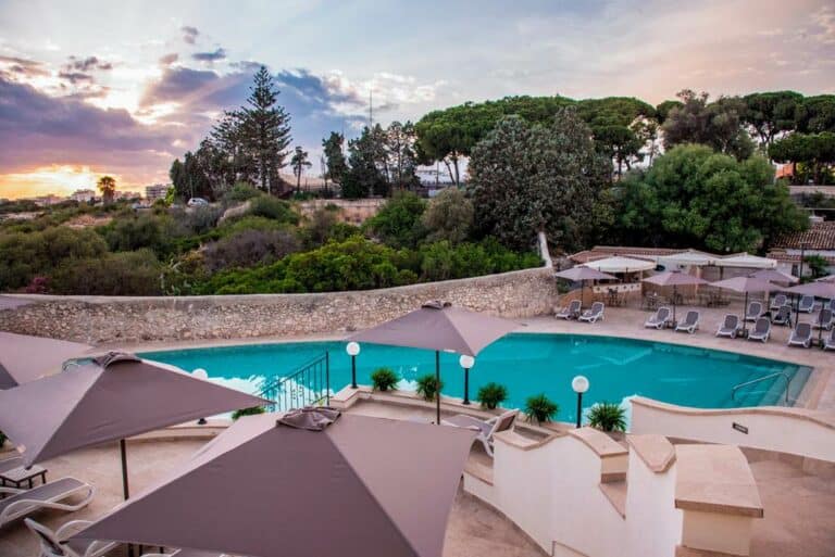 Grand Villa Politi