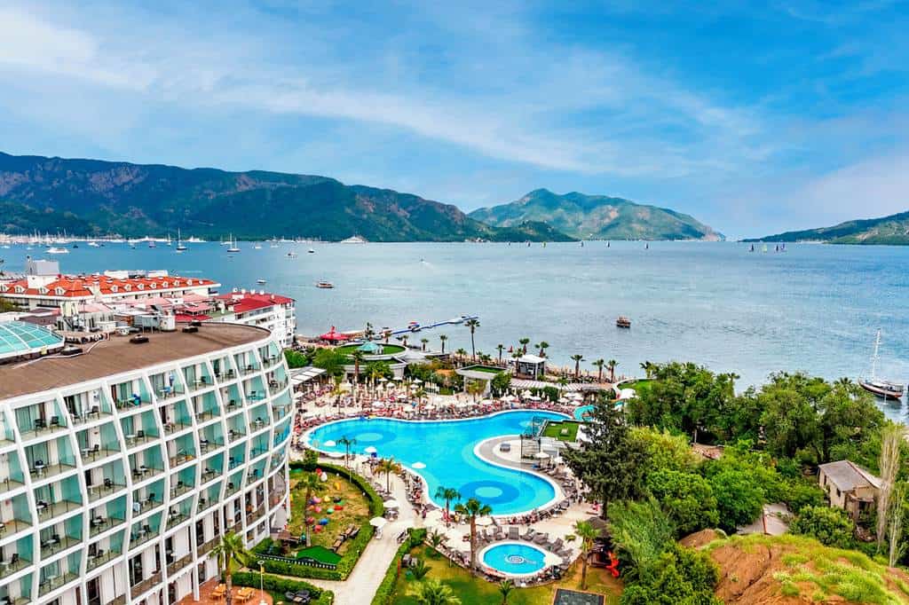 Green_Nature_Diamond_Hotel