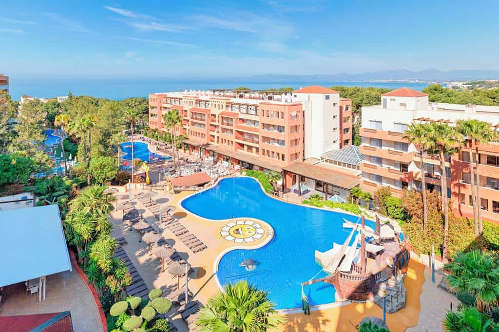 H10_Mediterranean_Village__(PortAventura)