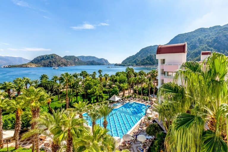 Hotel Aqua, Icmeler