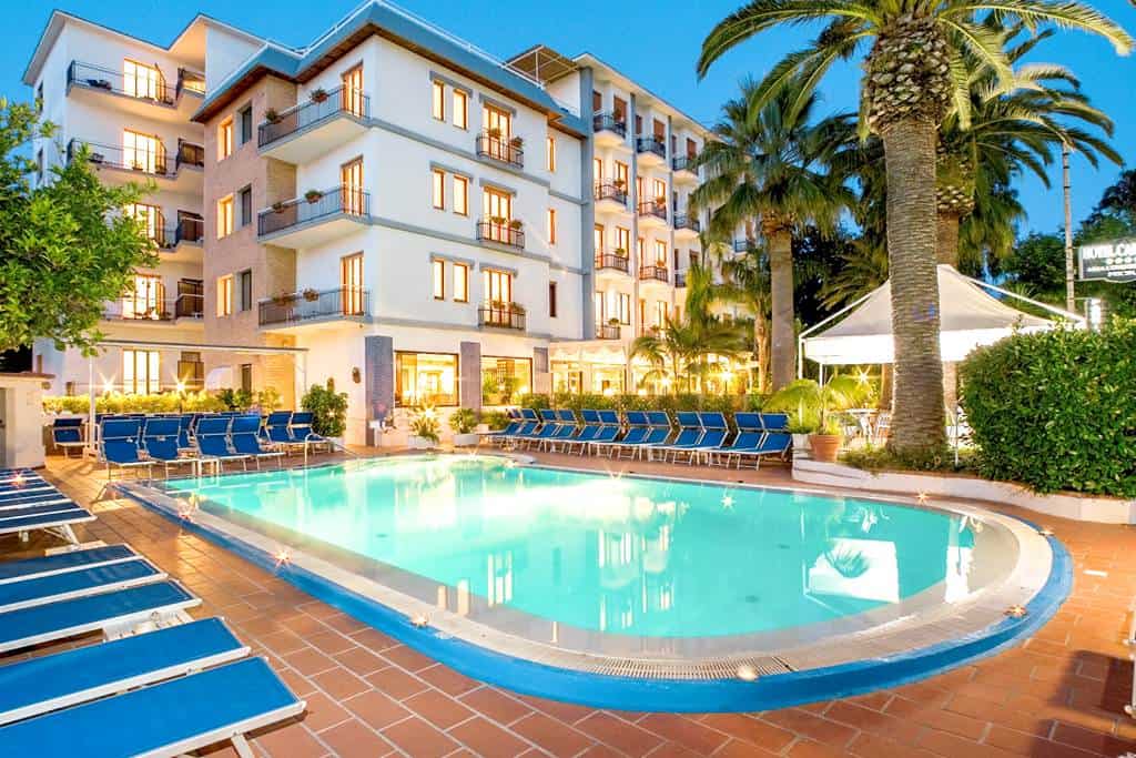 Hotel_Caravel
