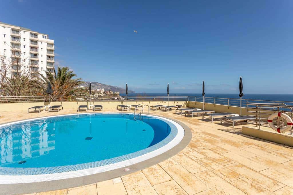 Hotel_Madeira_Regency_Cliff