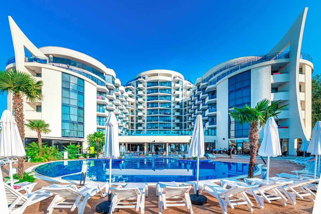 Hotel_Zenith