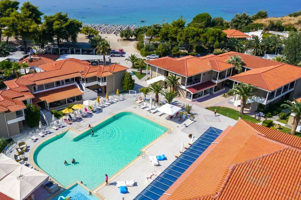 Lagomandra_Beach_Hotel