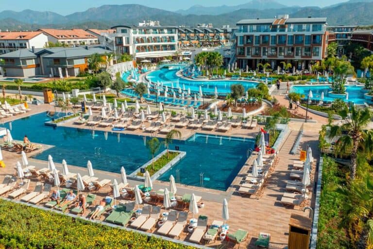 Liberty Fabay, Calis