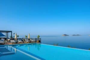 Lures_Hotel