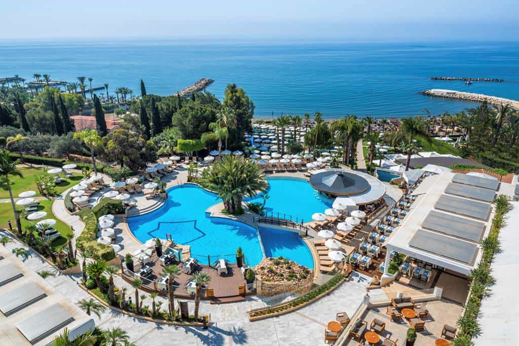 Mediterranean_Beach_Hotel.