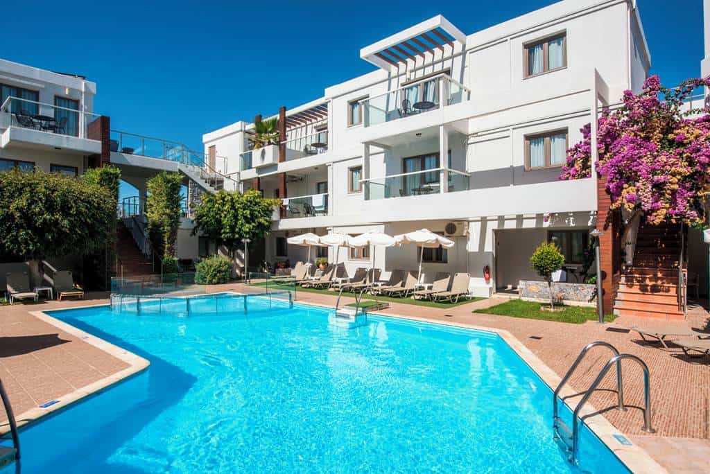 Minos_Village